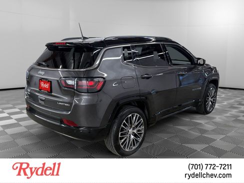 Used 2023 Jeep Compass Limited w/ Elite Group AWD/4WD image 5