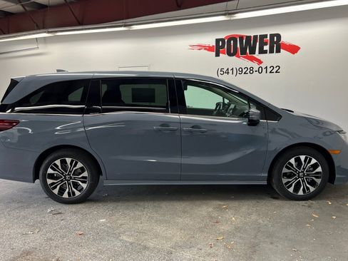 New 2026 Honda Odyssey Elite image 2