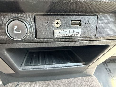 Used 2010 Ford F150 XLT RWD image 22