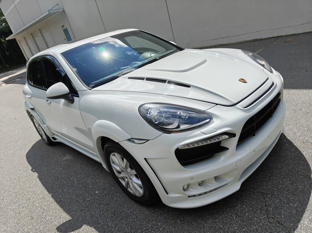 Used 2013 Porsche Cayenne GTS AWD/4WD image 38