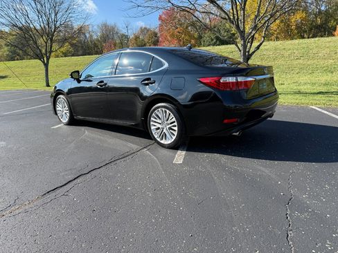 Used 2014 Lexus ES 350 w/ Luxury Package image 15