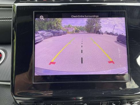 Certified 2025 Jeep Grand Cherokee Altitude AWD/4WD image 32