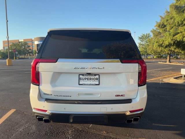 Used 2025 GMC Yukon XL Denali AWD/4WD image 22
