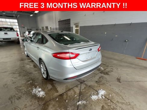 Used 2016 Ford Fusion SE w/ Equipment Group 201A FWD image 6