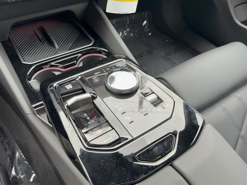 New 2027 BMW 530i xDrive AWD/4WD image 18