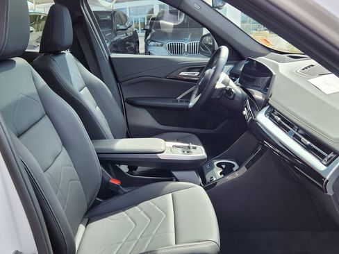 Used 2023 BMW X1 xDrive28i w/ Premium Package image 12