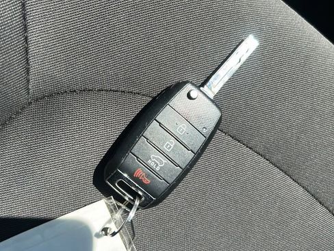 Used 2016 Kia Soul w/ Convenience Package FWD image 34