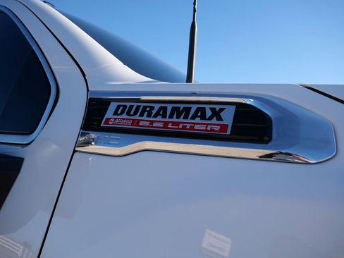 Used 2022 GMC Sierra 3500 Denali w/ Denali Ultimate Package image 18