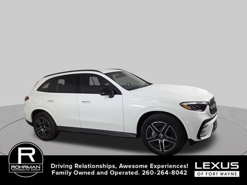 Used 2026 Mercedes-Benz GLC 300 4MATIC image 5
