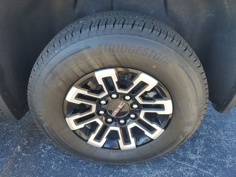 New 2026 GMC Sierra EV Elevation w/ Premium Package image 8