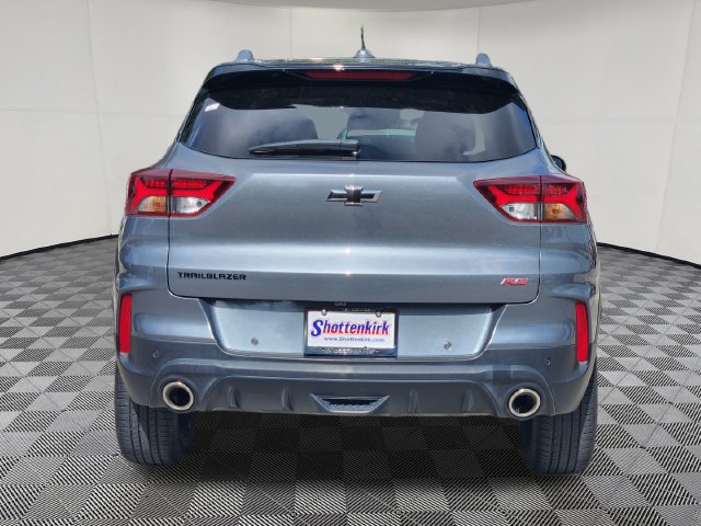 Used 2022 Chevrolet TrailBlazer RS w/ Technology Package FWD image 7