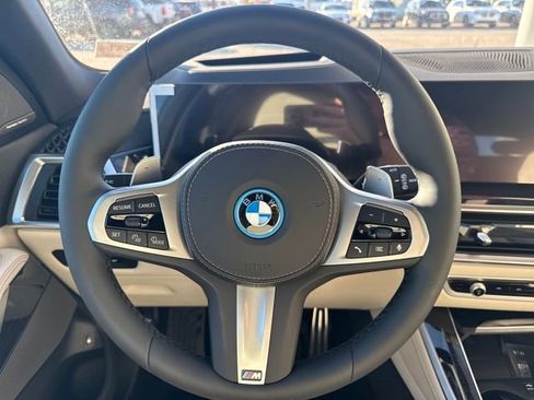 New 2026 BMW X5 xDrive50e w/ Executive Package image 13