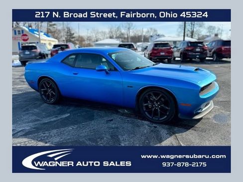 Used 2023 Dodge Challenger R/T w/ Plus Package image 1