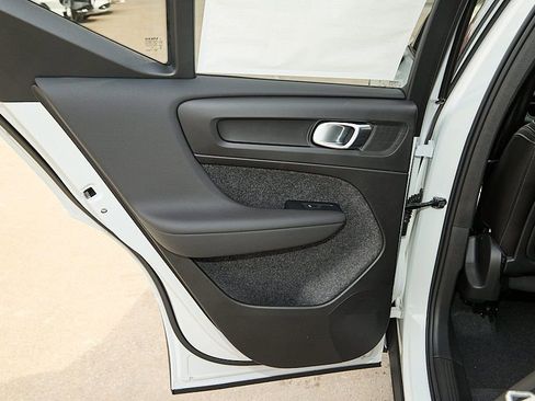 New 2026 Volvo XC40 B5 Plus w/ Protection Package Premier image 18