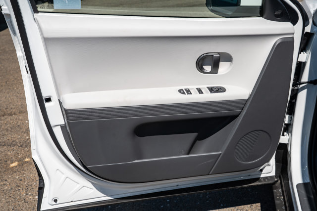 New 2026 Hyundai Ioniq 5 SEL RWD image 23