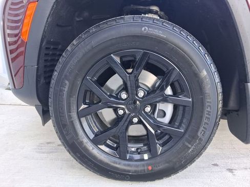 New 2026 Jeep Grand Cherokee Altitude RWD image 12