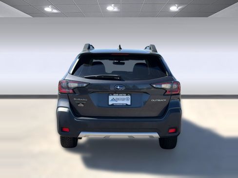Used 2024 Subaru Outback Limited AWD/4WD image 10