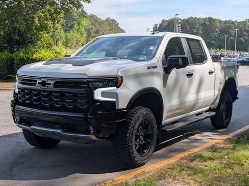New 2026 Chevrolet Silverado 1500 ZR2 image 5