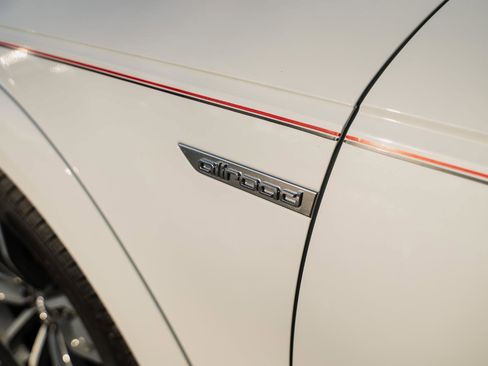 Used 2018 Audi A4 2.0T allroad Premium Plus image 12