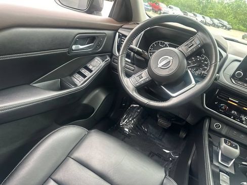 Used 2023 Nissan Rogue SL AWD/4WD image 21