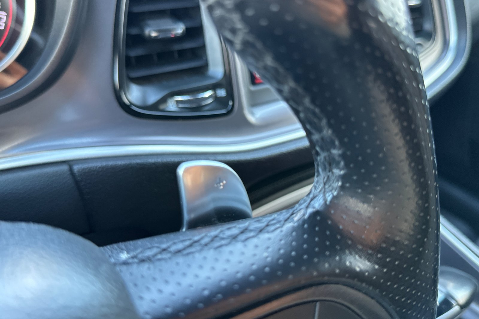 Used 2019 Dodge Challenger R/T RWD image 36