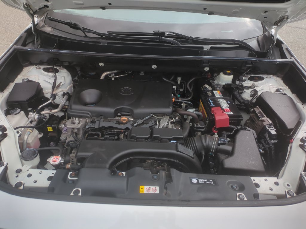 Used 2020 Toyota RAV4 XLE FWD image 22