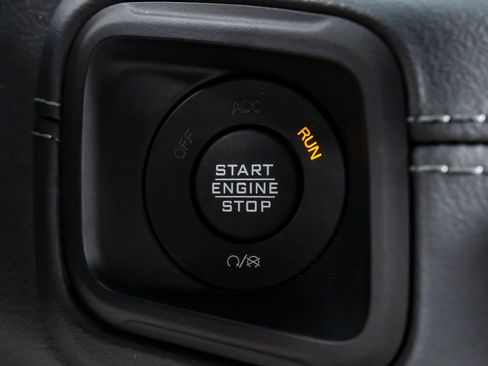 Used 2024 Jeep Wrangler Unlimited Rubicon 392 image 21