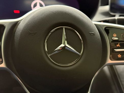 Used 2021 Mercedes-Benz C 300 Sedan image 21