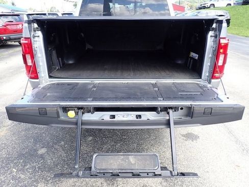 Used 2022 Ford F150 XLT w/ Equipment Group 302A High AWD/4WD image 7