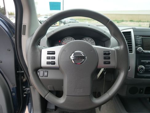 Used 2017 Nissan Frontier Desert Runner image 13