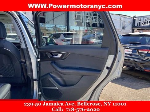 Used 2023 Audi Q7 3.0T Premium Plus AWD/4WD image 12
