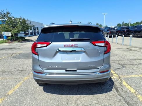 Used 2023 GMC Terrain Denali w/ LPO, Floor Liner Package AWD/4WD image 6