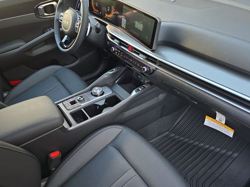 New 2025 Kia Sorento EX w/ EX Panoramic Sunroof Package image 12