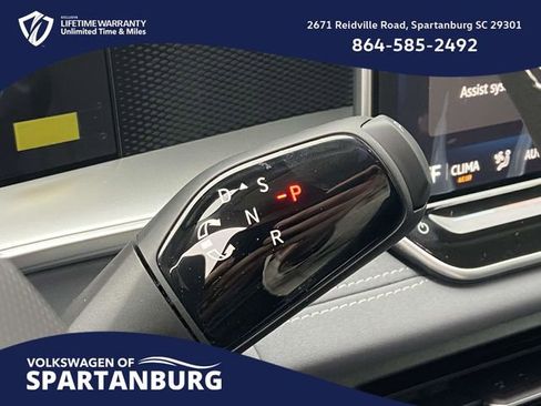 New 2026 Volkswagen Tiguan SE image 29
