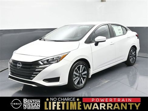 New 2025 Nissan Versa SV w/ Trunk Package image 1