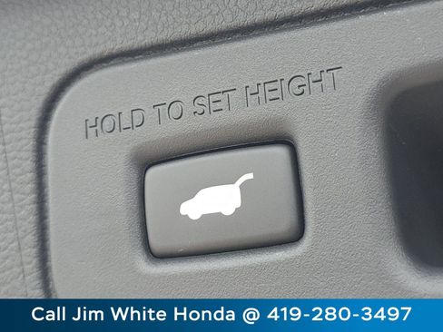New 2025 Honda Pilot Touring image 31