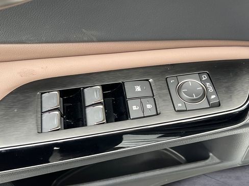 New 2025 Lexus ES 350 Ultra Luxury image 11