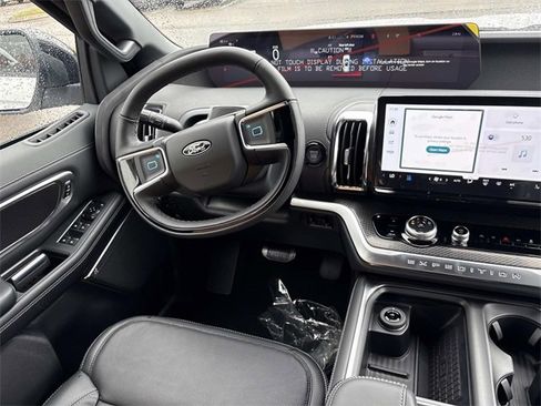 New 2025 Ford Expedition Platinum w/ Stealth Performance Package image 14