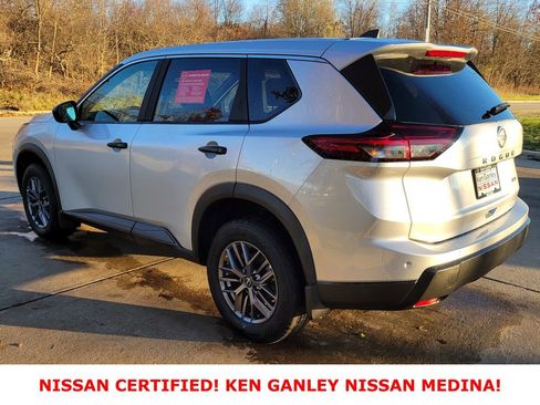 Certified 2024 Nissan Rogue S image 5