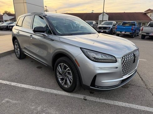 Used 2023 Lincoln Corsair FWD image 8