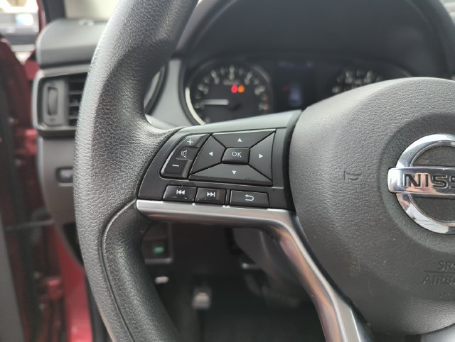 Certified 2019 Nissan Rogue Sport S FWD image 41