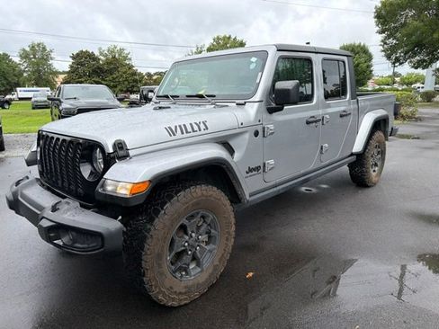Used 2021 Jeep Gladiator Sport AWD/4WD image 5