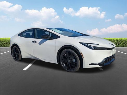 New 2026 Toyota Prius Plug-In Hybrid FWD image 26