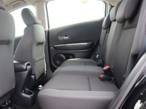 Used 2019 Honda HR-V LX image 13