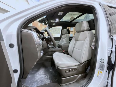 New 2026 GMC Yukon XL Elevation w/ Elevation Premium Package image 10