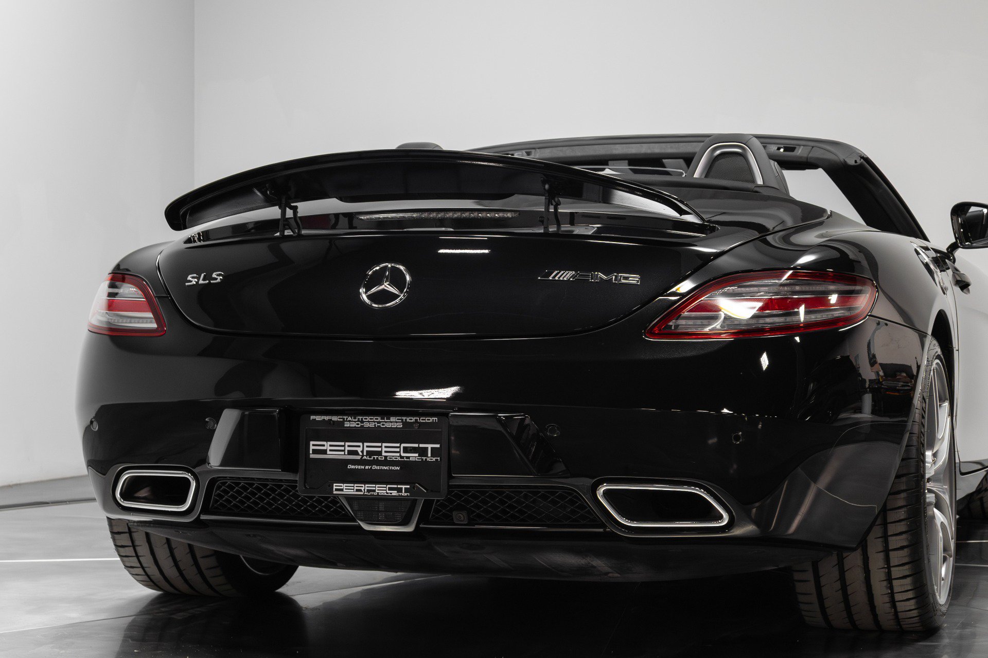 Used 2012 Mercedes-Benz SLS AMG Roadster image 76