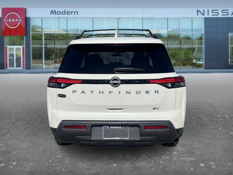 Certified 2024 Nissan Pathfinder SV FWD image 6