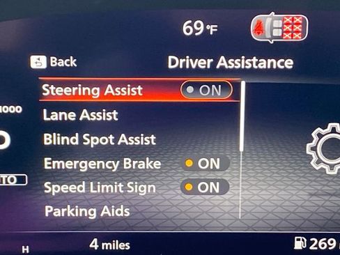 New 2026 Nissan Pathfinder SL AWD/4WD image 17