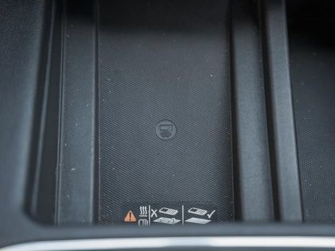 Used 2020 Chevrolet Silverado 1500 High Country AWD/4WD image 33
