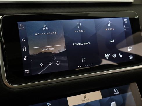 Used 2023 Land Rover Range Rover Velar R-Dynamic S image 51